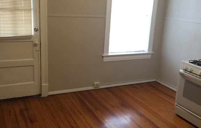 1 bed, 1 bath, $825