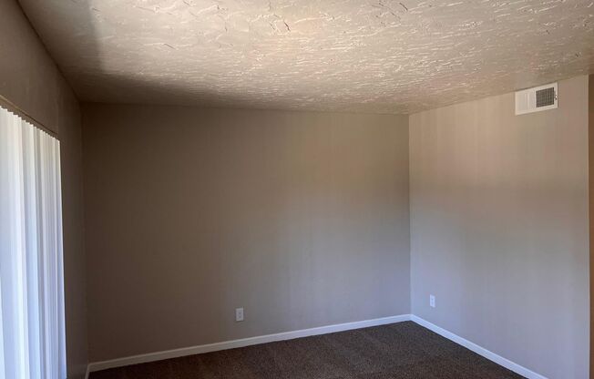 Studio, 1 bath, 413 sqft, $759, Unit 371