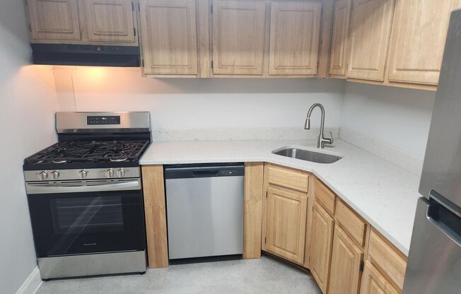 1 bed, 1 bath, 663 sqft, $1,500, Unit D-K1