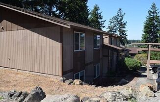 2 beds, 1 bath, 1,000 sqft, $1,650, Unit Unit D