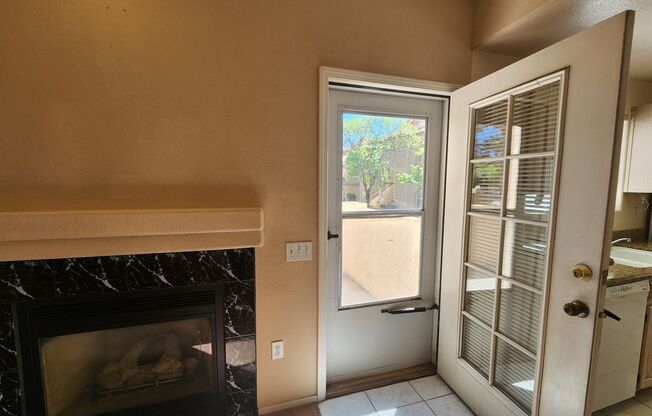 2 beds, 2 baths, $1,450, Unit # 1612