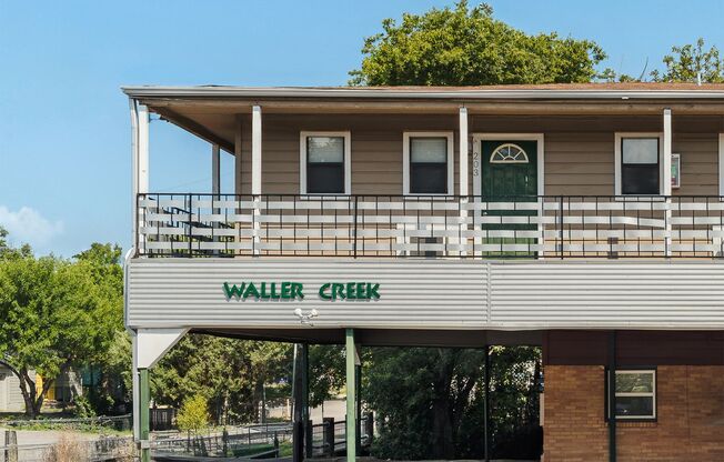 Waller Creek Apts. - 225 N. Loop