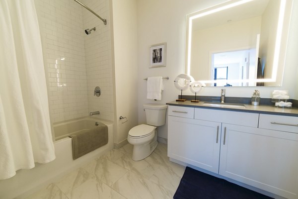 Montaje Apartments in Somerville