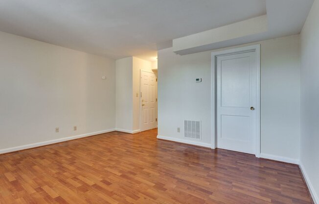 Mason Arms Apartments
