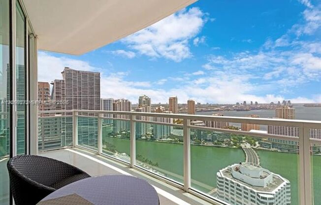 2 beds, 2.5 baths, $6,500, Unit # 3710