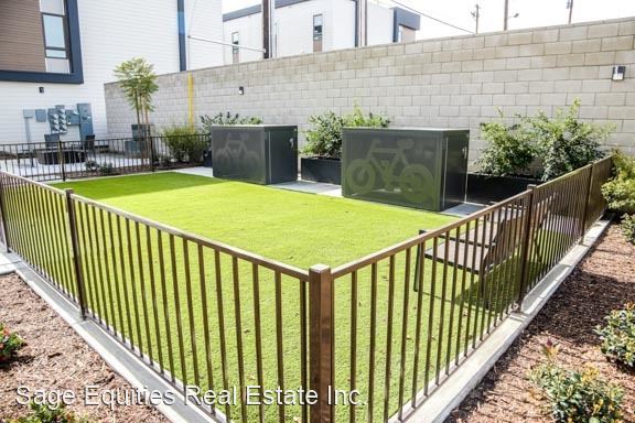 1001 18th Street, Unit 2