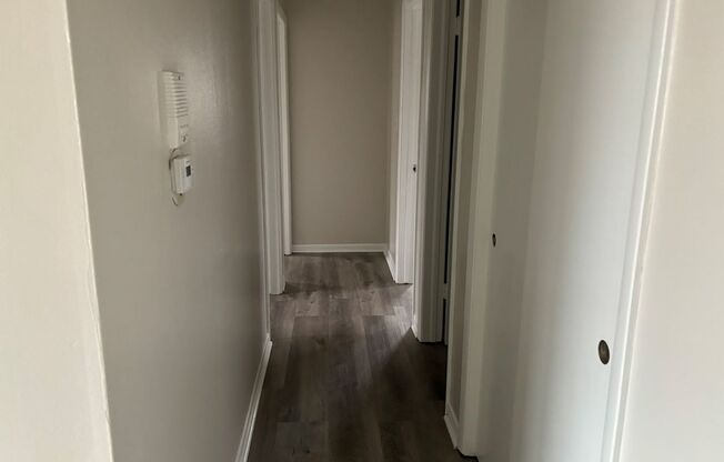 3 beds, 1.5 baths, 1,250 sqft, $1,199, Unit 570-2E