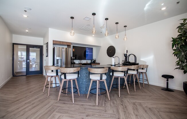 The Earl Apartments Party Room