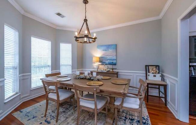 Home For Rent in Mallard Hills!