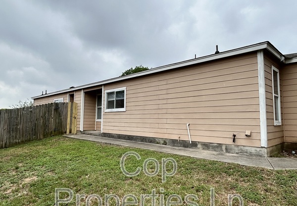 15416 KAMARY LN
