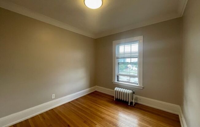 1 bed, 1 bath, $1,299, Unit 404