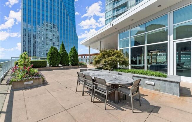 3 beds, 3 baths, $5,895, Unit UNIT 1901