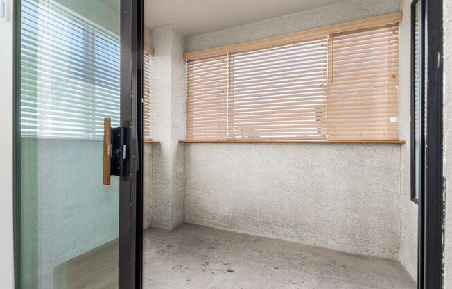 1 bed, 1 bath, $1,250, Unit # 3041