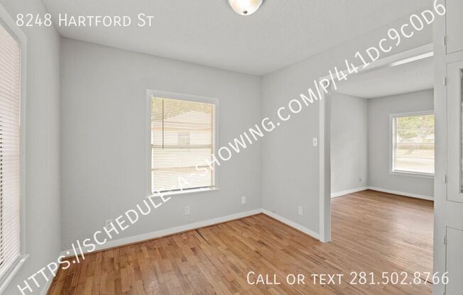 8248 HARTFORD ST