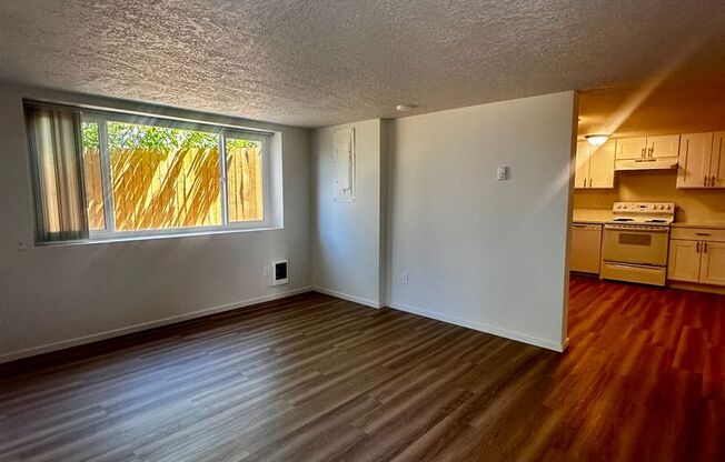 Welcome to Luradel Street Apartments – Comfortable Living in a Quiet Portland Neighborhood