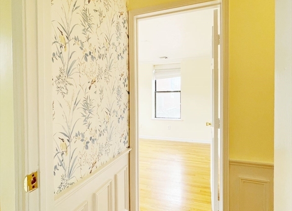 5 Grove St.