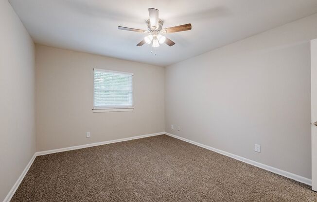 1 bed, 1 bath, 672 sqft, $1,100, Unit 2010-02