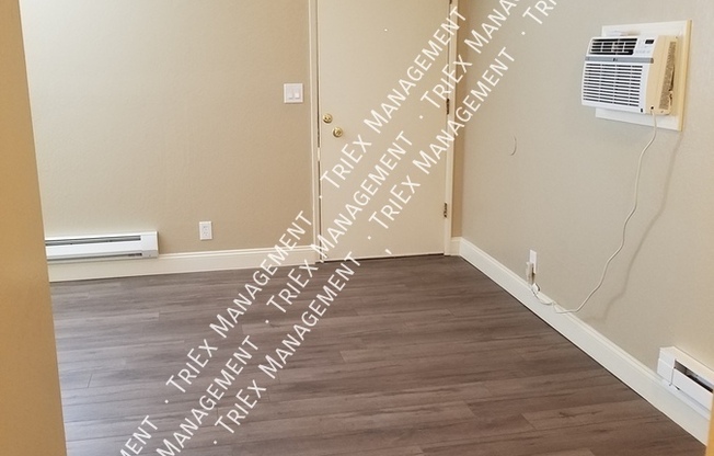 1 bed, 1 bath, 600 sqft, $1,295