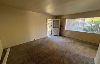 2 beds, 1 bath, $1,700, Unit 220