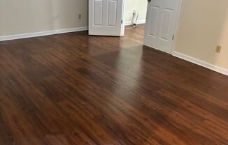 2 beds, 1 bath, $815