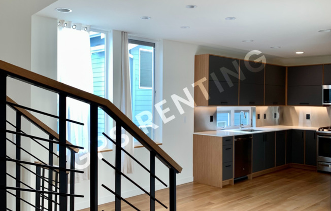 Almost new Magnolia View Townhouse