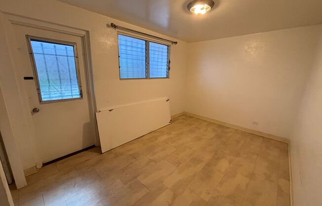 1 bed, 1 bath, 550 sqft, $1,450, Unit C