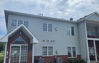 1335 SE FLORENCE DR