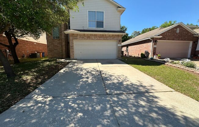 >>Beautiful Spacious 4 bedroom 2.5 bath home in South Austin<<