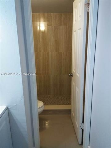 110 FONTAINEBLEAU BL