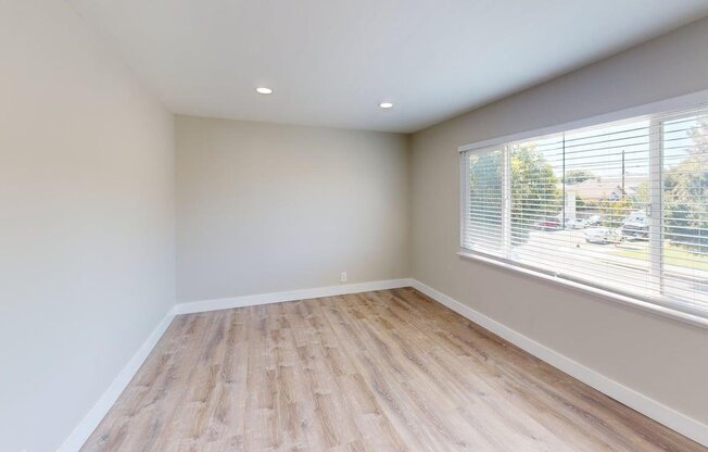 1536 9 ST