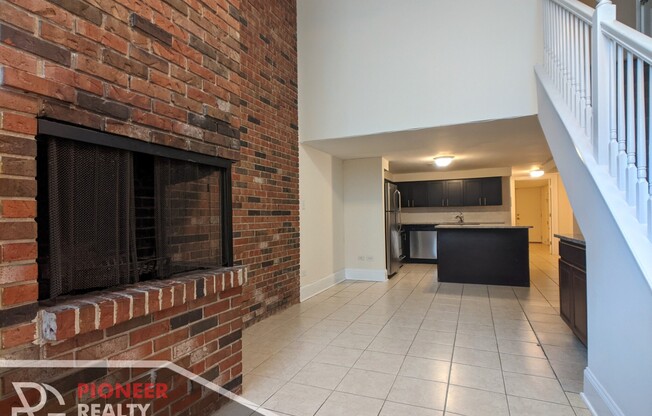 877 W Lill Ave