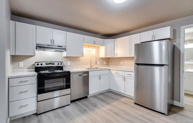 3 beds, 2.5 baths, 1,300 sqft, $1,999, Unit TH 2403-04