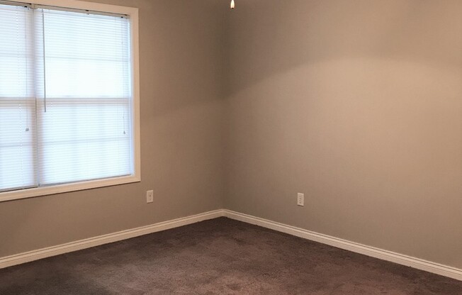 1 bed, 1 bath, 822 sqft, $775, Unit C10