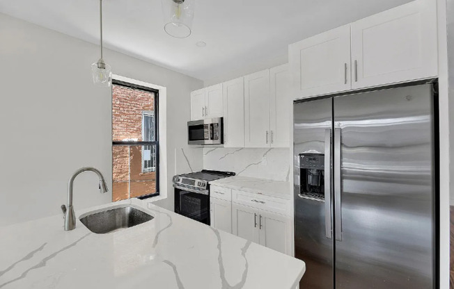694 ASHFORD