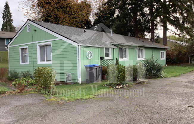 RENOVATED 3 BED 2 BATH 1 STORY RAMBLER - EAST BREMERTON