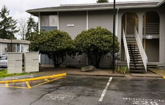 2Bd/1.75Ba Redmond Condo