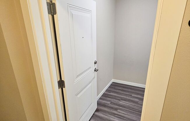 1 bed, 1 bath, 707 sqft, $1,550, Unit 202