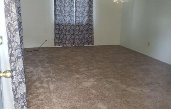 3 bedroom 1 bathroom in Hickman