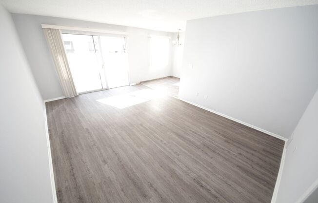 1 bed, 1 bath, $2,295, Unit 33-115