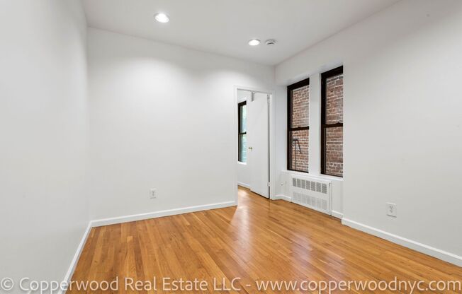 1 bed, 1 bath, 350 sqft, $3,395, Unit 11