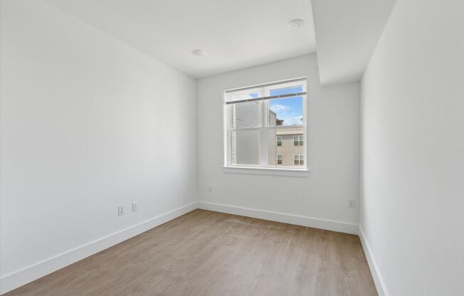 1 bed, 1 bath, 700 sqft, $1,269, Unit 202