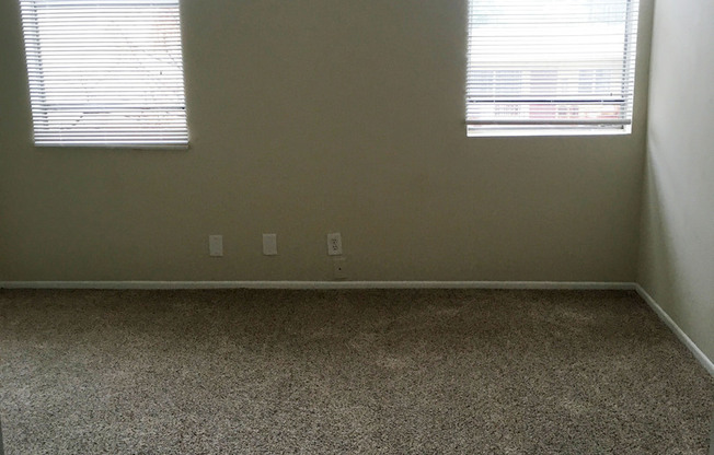 2 beds, 2 baths, 1,000 sqft, $2,654, Unit 213