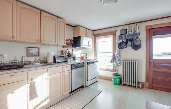 60 POWDERHOUSE BLVD