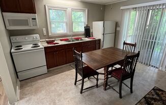 2 Bed House! COMING SOON! DEPOSIT-FREE Renting option thru OBLIGO! Deposit Alternative available