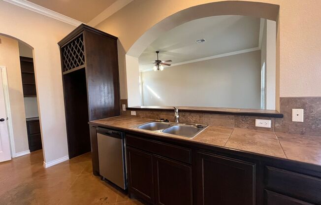 4 beds, 2.5 baths, 2,186 sqft, $2,495, Unit Stallion 3137