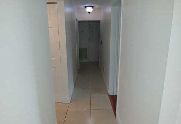 Beautiful Renovated 3/1 | Limited-Time Labor Day Offer
