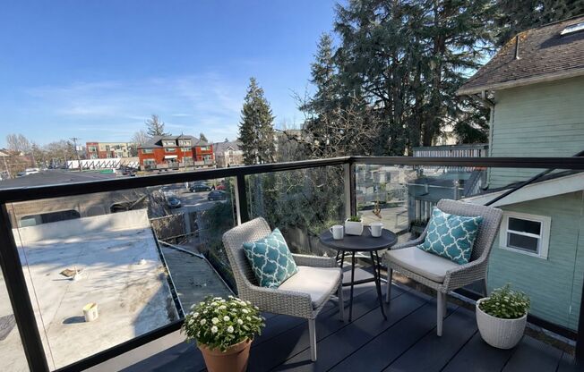 Studio, 1 bath, 329 sqft, $1,725, Unit 510