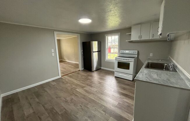 Cute 2 Bedroom 1 Bath Home in Jacksonville