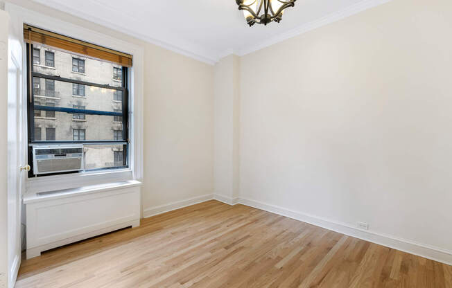 504 510 W 110 ST