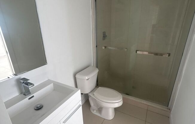 2 beds, 1 bath, 550 sqft, $1,895, Unit 821-301